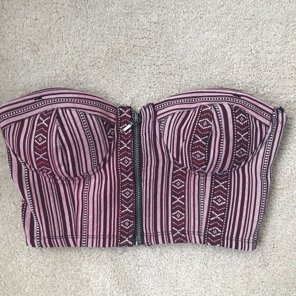Cropped strapless top